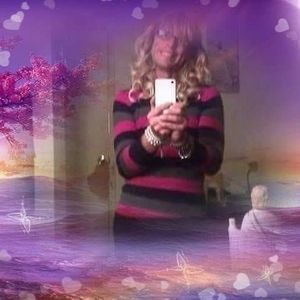 Meet your Posher, Angie